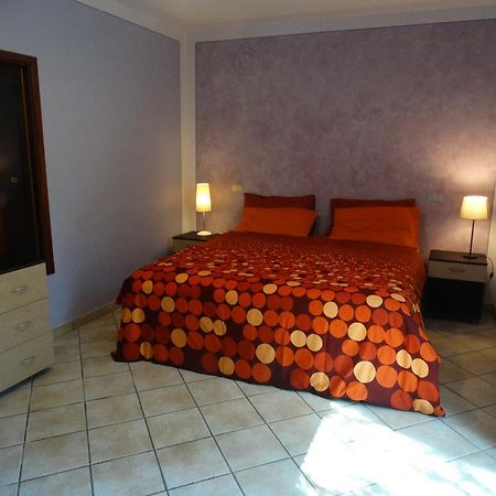 Agriturismo Casa De Colores Moretta المظهر الخارجي الصورة