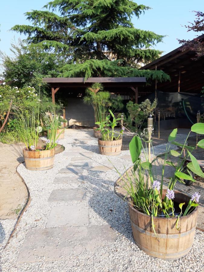 Agriturismo Casa De Colores Moretta المظهر الخارجي الصورة