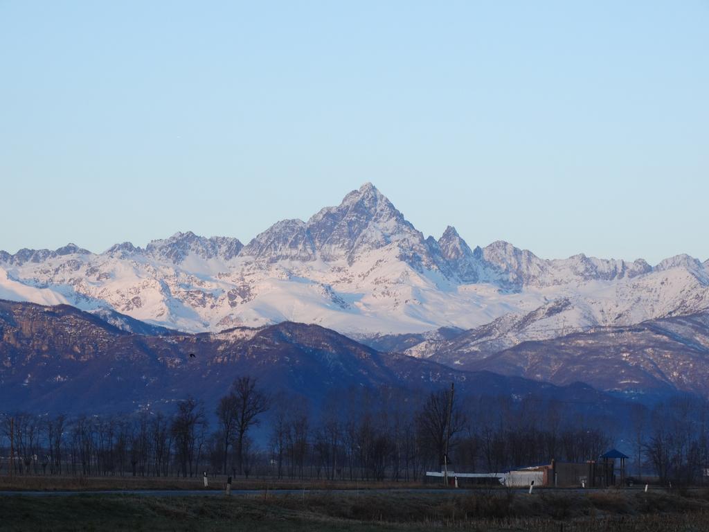 Agriturismo Casa De Colores Moretta المظهر الخارجي الصورة